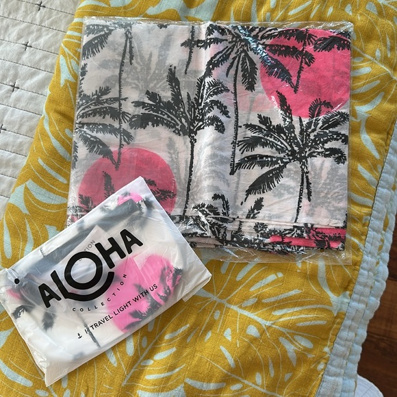 Samudra & Aloha Collection - Picture 3 of 3